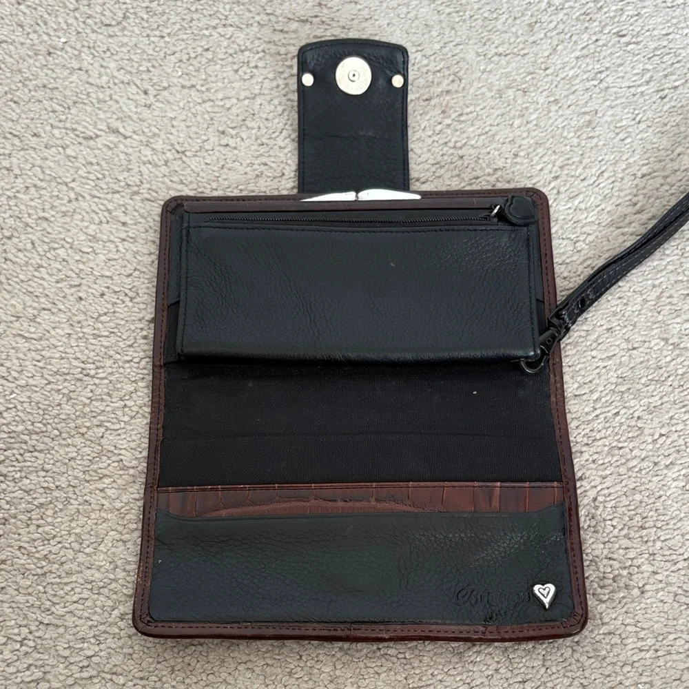 Brighton Vintage Brown Woven Leather Wristlet - Picture 8 of 14